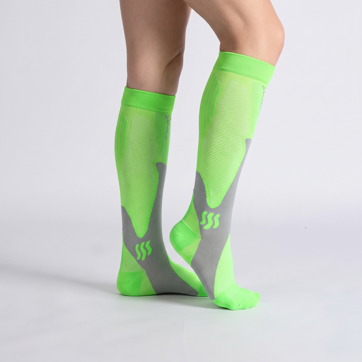 OrthoFlow™ Compression Socks - Green White